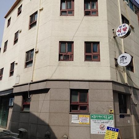 Joy Guesthouse Seoul Exterior photo