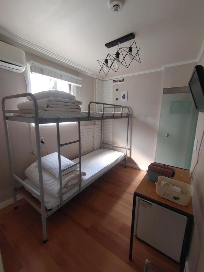 Joy Guesthouse Seoul Exterior photo